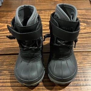 Toddler Sperry snow boots